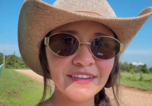 Daisy wearing sunglasses.
