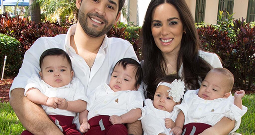 First time parents thought they would deliver only one child — what the doctor discovered quickly changed their lives.