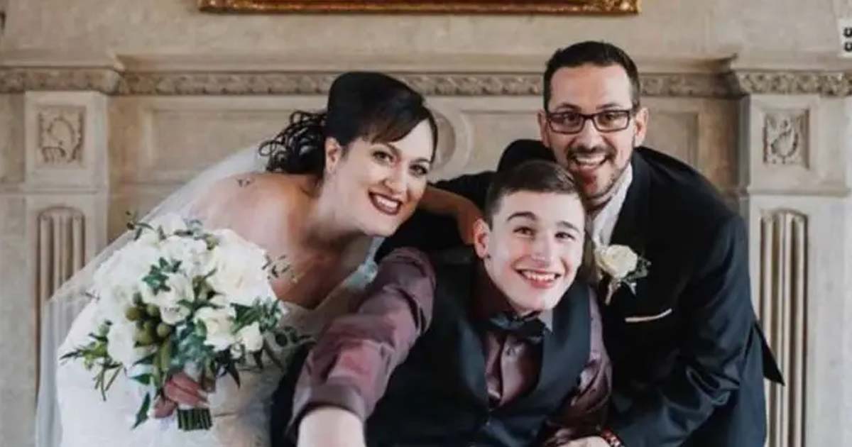Single Mom to a Special Needs Child Finds Love Despite Being Told That Nobody Would Ever Want Her