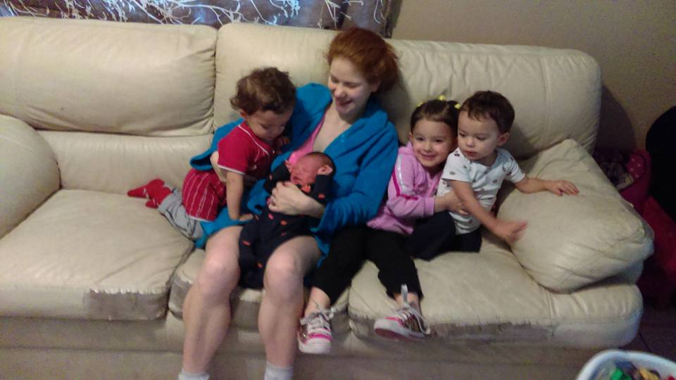 A mom who sleeps in car and cares for sick husband and four children gifted with $12000