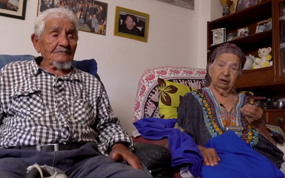 This Jewish couple has been married for 91 years, have 64 grandchildren and they are still deeply in love