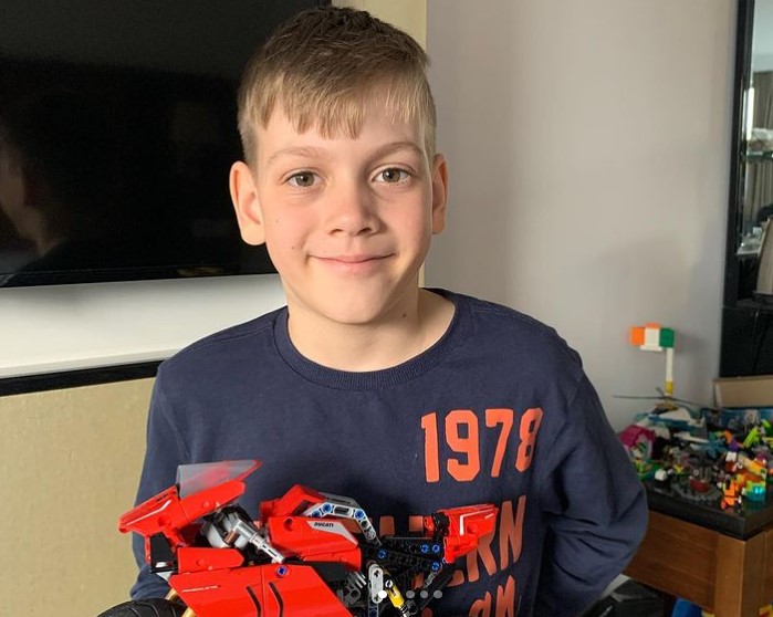 11-year-old refugee who lost his LEGOs while fleeing Ukraine is showered with sweetest gifts