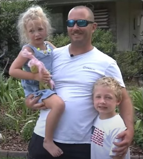 A 7-year-old boy swims for an hour to save his dad and sister who were stuck in the river