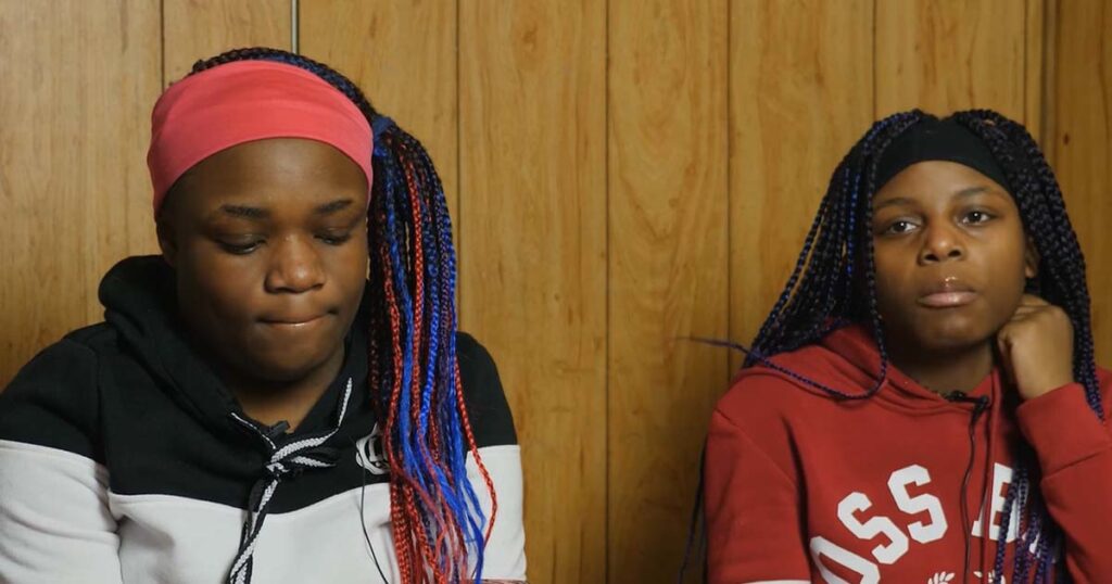 Twin sisters use ID found in cash-filled wallet to return it to disabled veteran