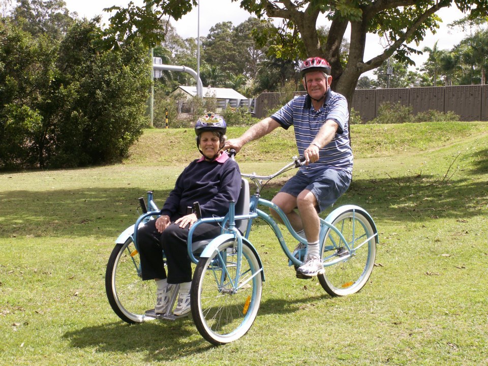 A man created a bikechair for his wife with Alzheimer’s so she could continue enjoying riding outdoors