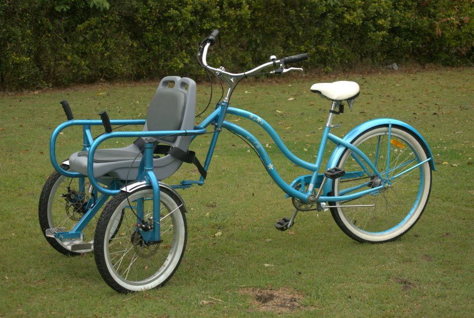 A man created a bikechair for his wife with Alzheimer’s so she could continue enjoying riding outdoors