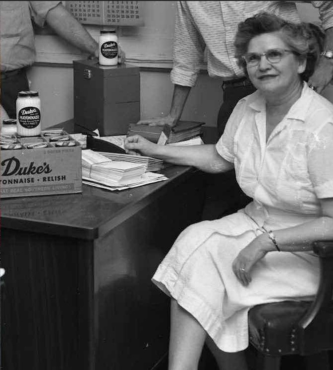 Community makes 10,000 sandwiches for the needy in 1 day, honoring legacy of woman who did that for soldiers in WWI