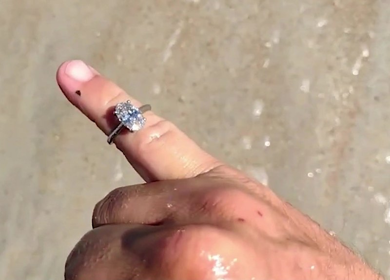 Man discovers a $40,000 diamond ring buried on a Florida beach and tracks down its owner, who bursts into tears