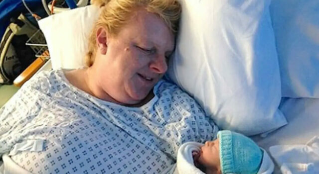 After 18 miscarriages in 16 years, a woman gives birth at the age of 48