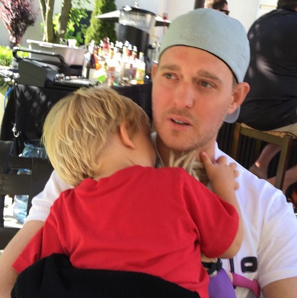 Michael Bublé thanks Jesus Christ following his son’s cancer remission