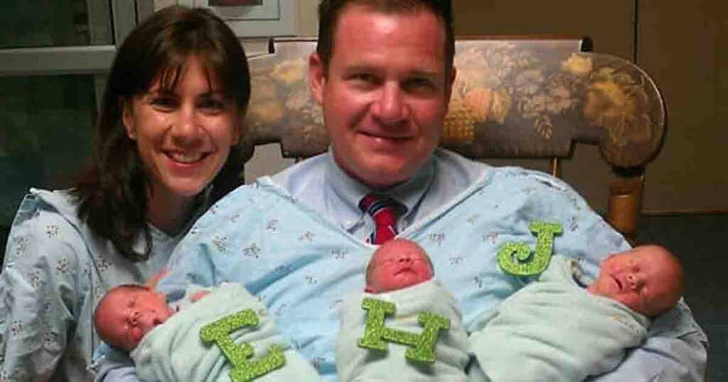 Couple who desperately wanted kids adopted triplets—then doctor informs them about a “new” sonogram