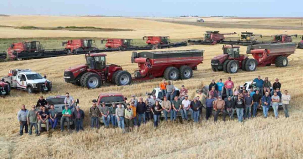 Farmers team up finish harvest for neighbor who had heart attack after trying to extinguish farm fire