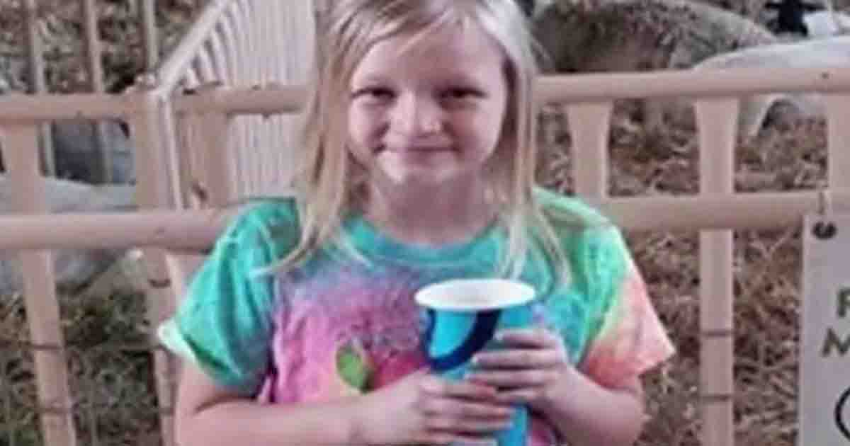 11-year-old Texas girl missing after she didn't get on the school bus—her things were found near a lake