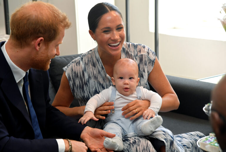 Royal expert claims the royal family 'deceived' the public about Prince Archie’s birth