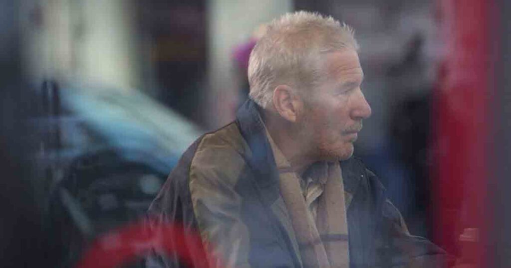 Richard Gere looks unrecognizable – woman mistakes him for homeless and offers food