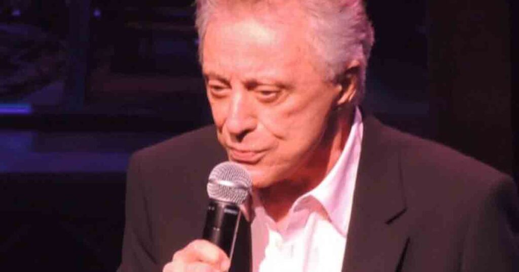 Fans express concern for Frankie Valli's health