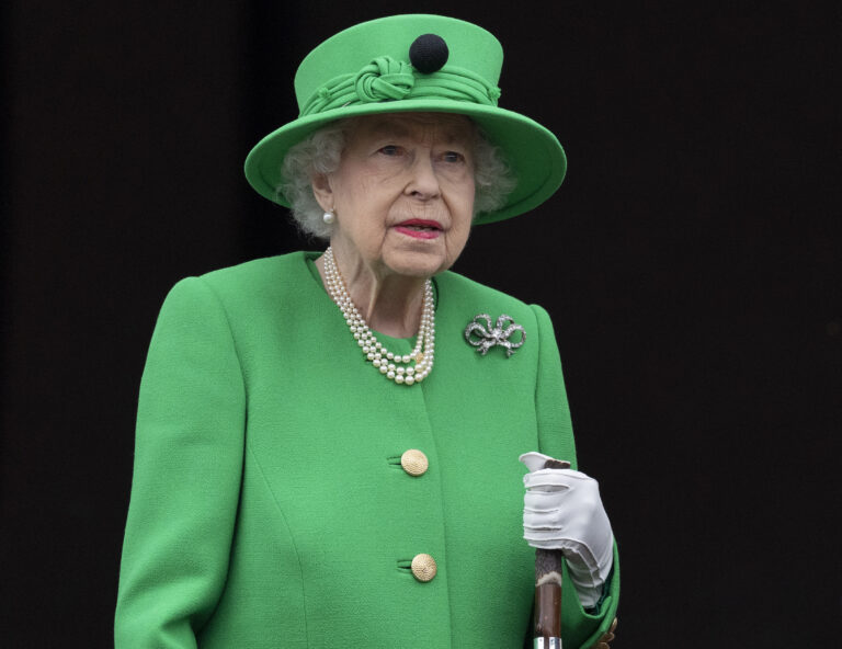 Queen Elizabeth’s friend shares touching details about her final days