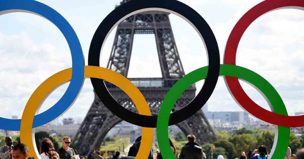 Olympian dies after ex-boyfriend sets her on fire