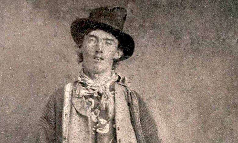 The real story behind this infamous Billy the Kid photo