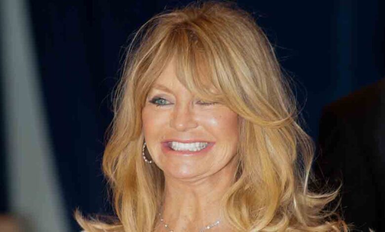 Goldie Hawn, 78, stuns in swimsuit vacation photos, sparking reactions