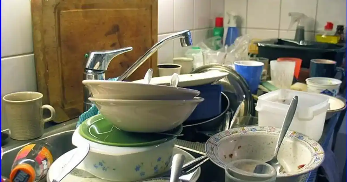 What your dirty dishes might secretly say about your mental health