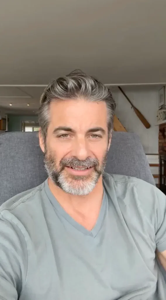 Jennifer Aniston Shares First Photo With Rumored Boyfriend Jim Curtis