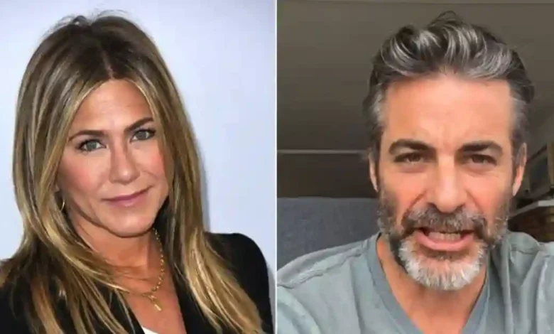 Jennifer Aniston Shares First Photo With Rumored Boyfriend Jim Curtis