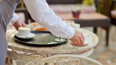 Why helping waiters says a lot about your personality, according to psychology