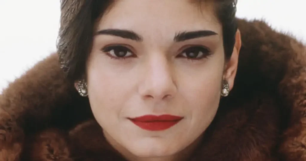 Where is Laura San Giacomo today? How the ’90s icon chose family over fame