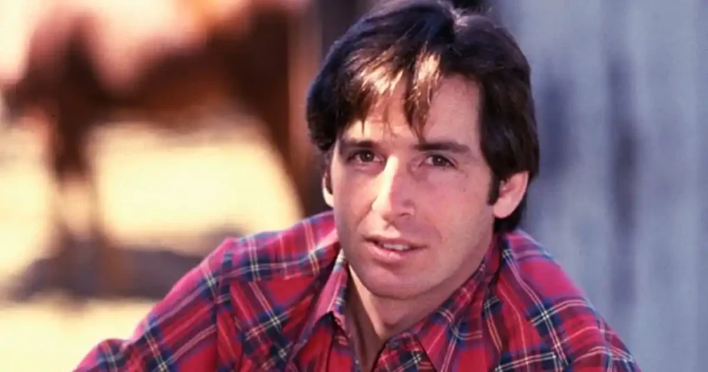 Robert Carradine, ‘Revenge of the Nerds’ and ‘Lizzie McGuire’ Actor, Dies at 71