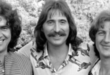 Chuck Negron, the powerful voice behind Three Dog Night’s biggest hits, has died at 83. He passed away on Feb. 2 at his home in Studio City, California, after battling heart failure and chronic obstructive pulmonary disease (COPD).
